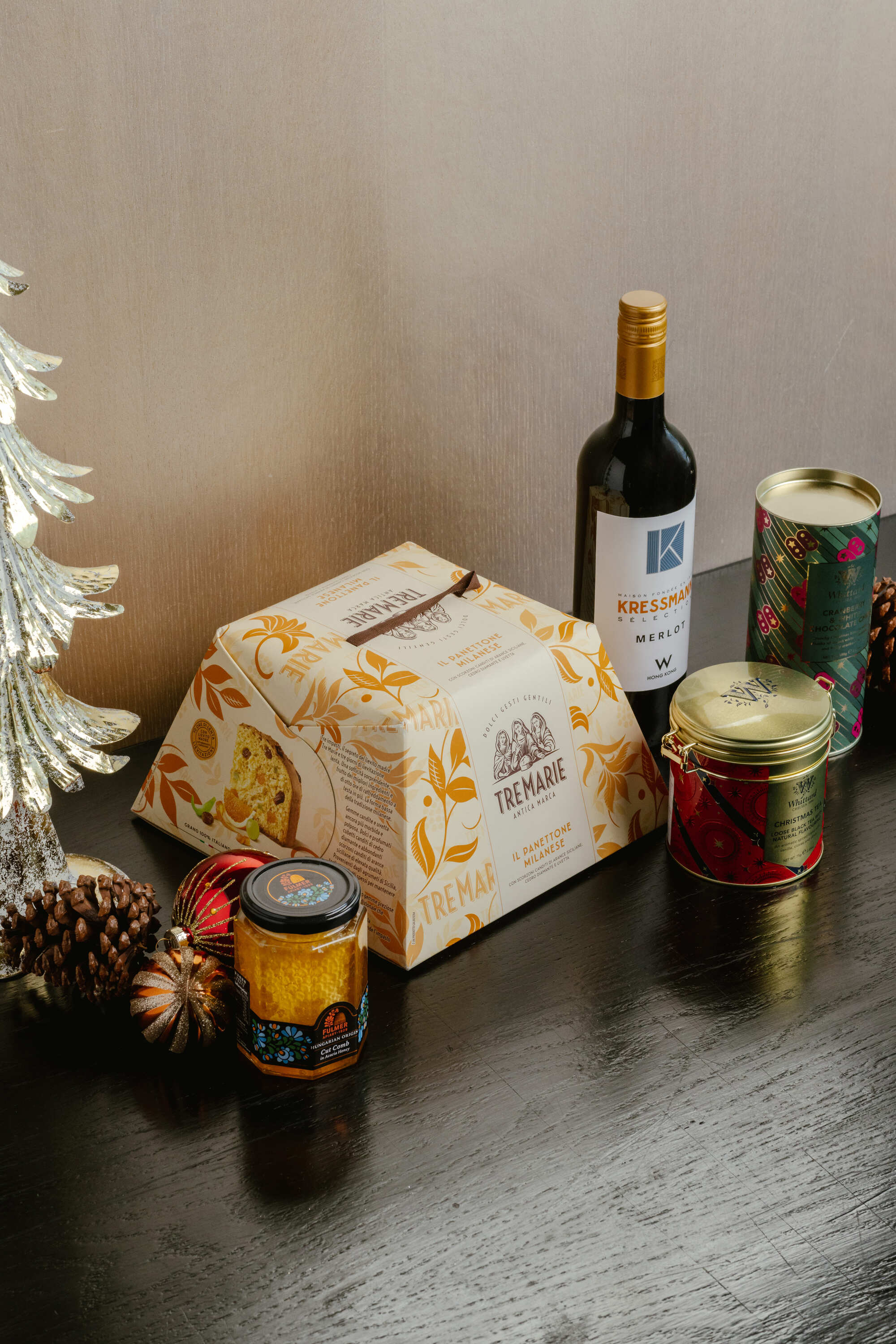 "Festive Favorites" Festive Hamper